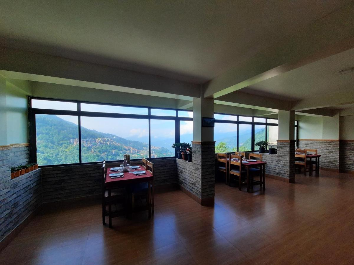 Hotel Hill Castle 甘托克 外观 照片