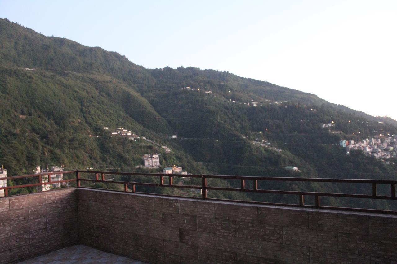Hotel Hill Castle 甘托克 外观 照片